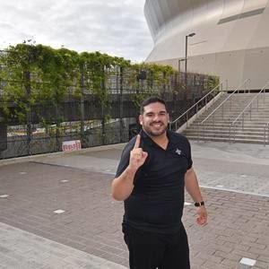 Meet your Posher, Christopher